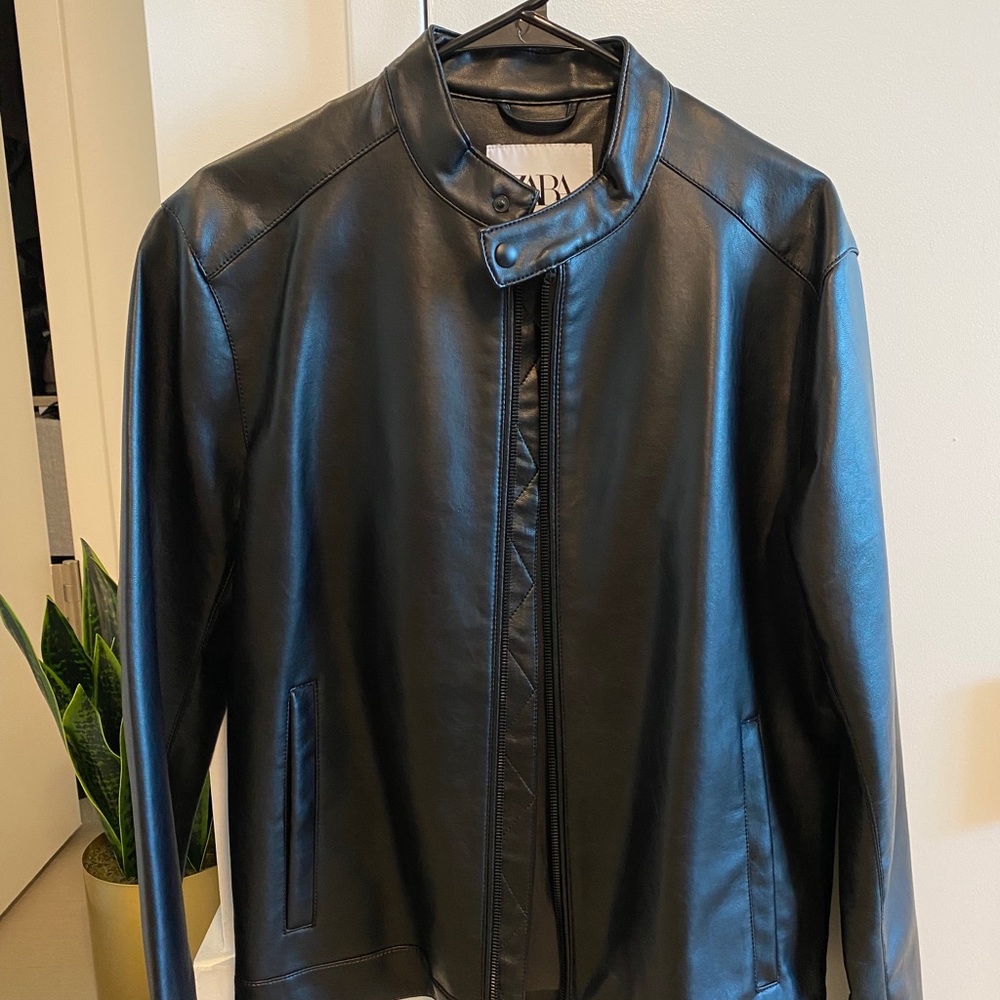 Men’s Zara faux leather jacket